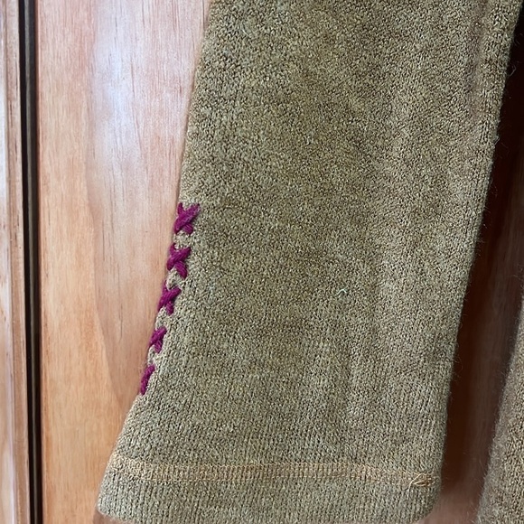 Yak & Yeti Womens Brown/Yellow Knit Sweater - Picture 2 of 5